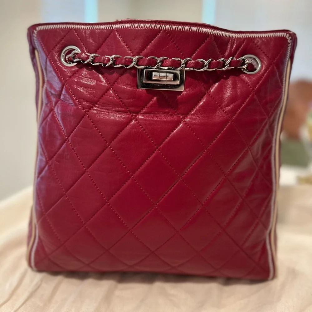 ♥️❤️ RARE CHANEL in RED LAMBSKIN Tote❣️ #Hermes #Fendi #Dior #Prada #Valentines